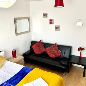  Apartment Apartment, Private Bathroom And Parking United Kingdom